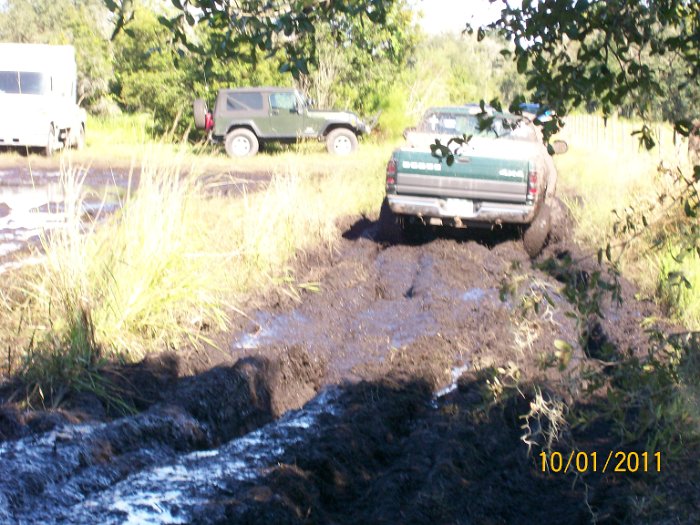 2011-Oct-01 HGR4X4 Cookout 106